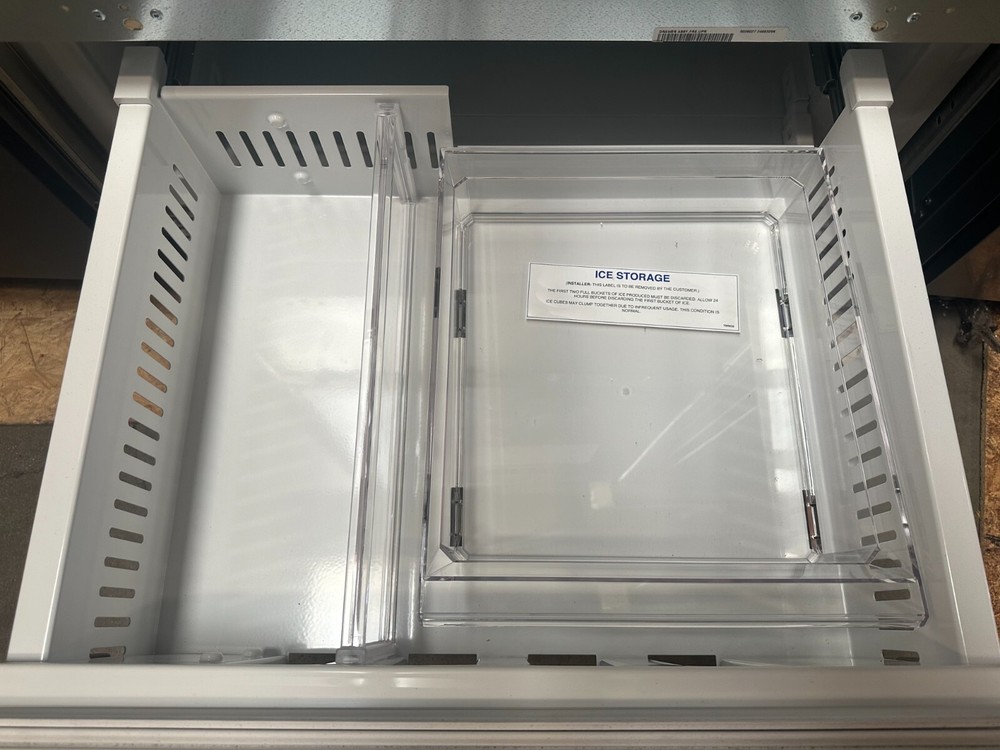 Sub-Zero 30" Panel-Ready Integrated Bottom-Freezer Smart Refrigerator - IT30CILH