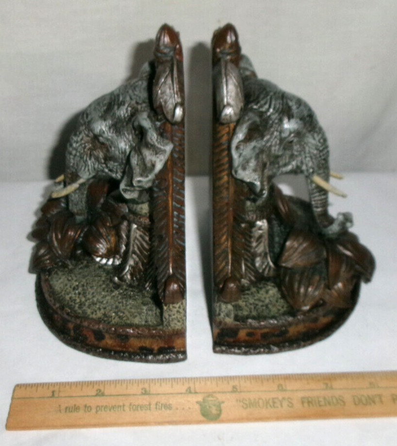 Elephant Head Book Ends set