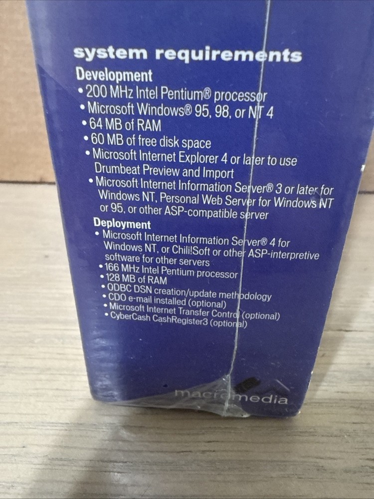 Macromedia Drumbeat 2000 e-Commerce Edition Sealed Education Version