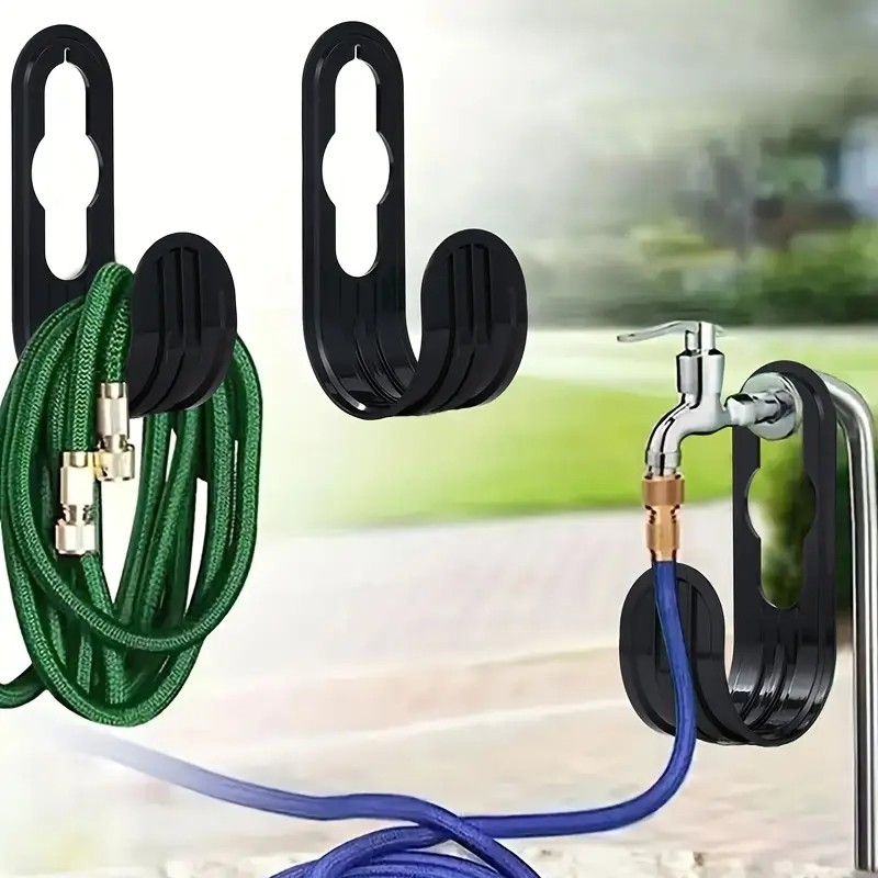 Water pipe hook bracket