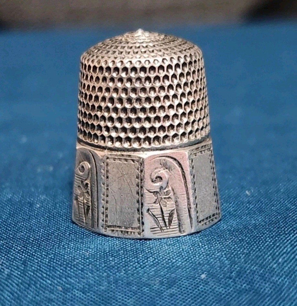 Antique Simons Bro Co Sterling Silver Thimble Size 9 Panel Border