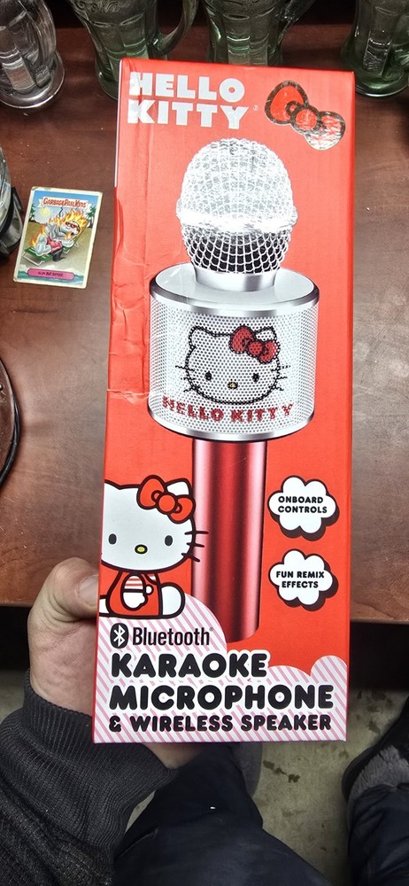 Hello Kitty Bluetooth Karaoke Microphone & Wireless Speaker USB Charging Red NIB