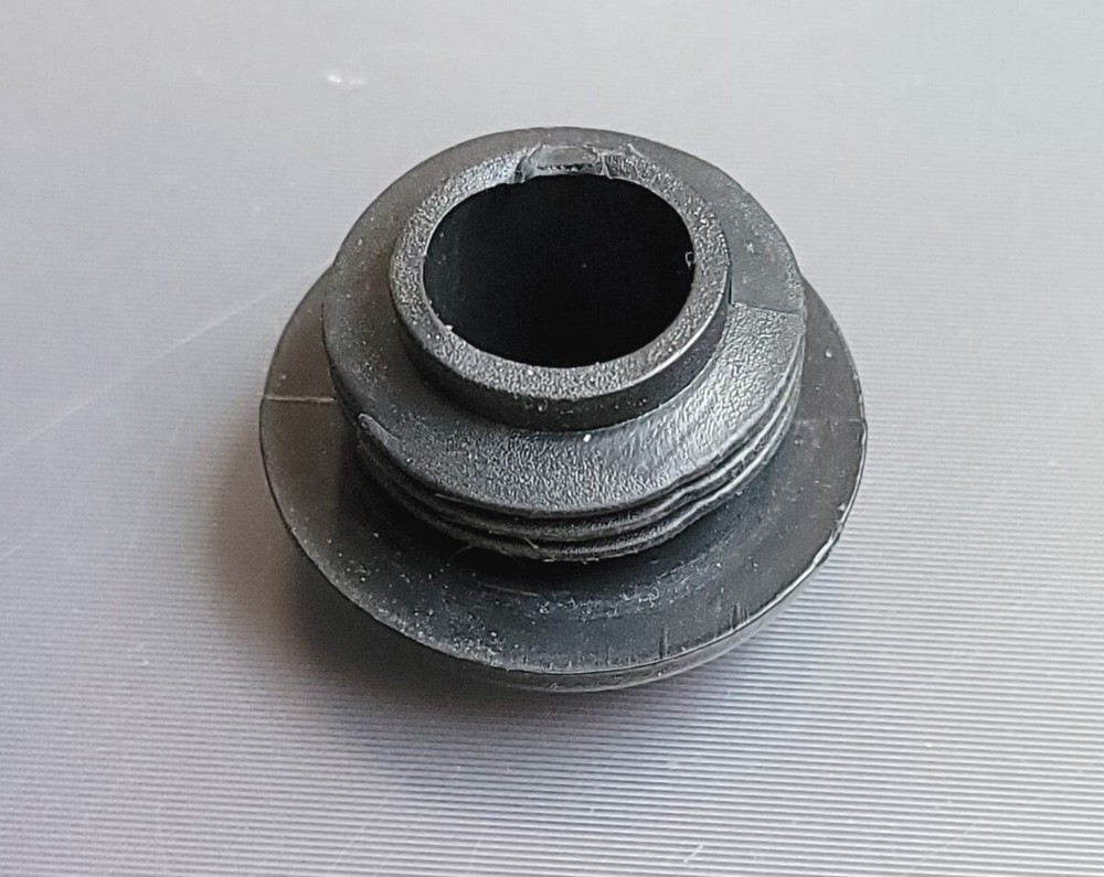 Eclipse Elliptical 1100HR / A Exercise Machine Handle Nylon End Cap Plug 39mm