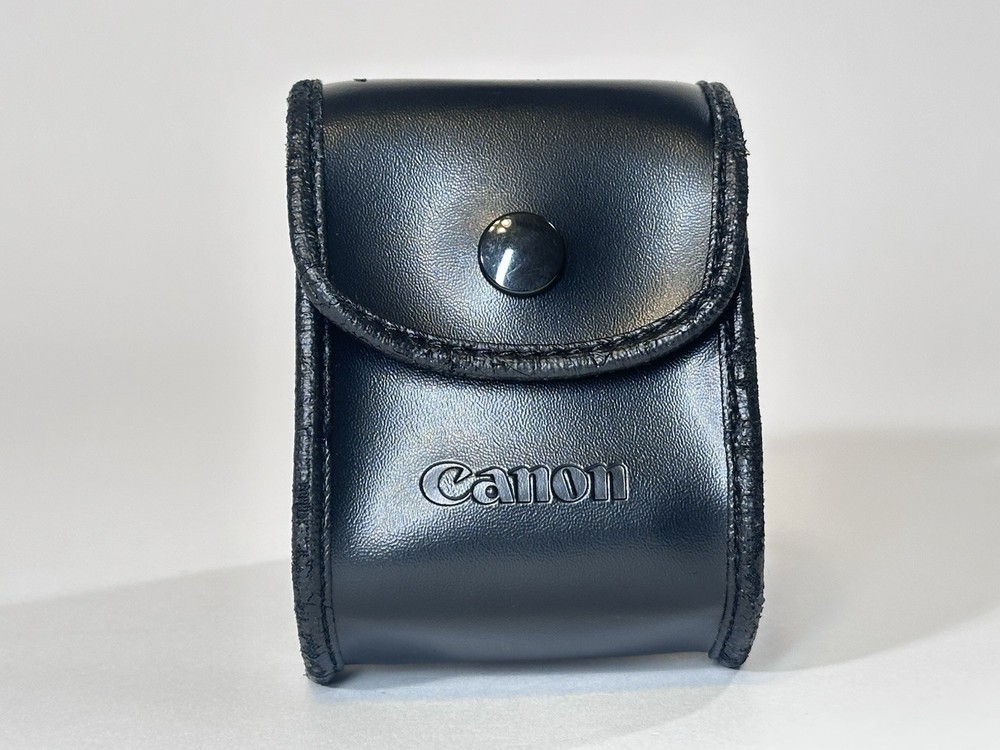 Canon Speedlite Transmitter ST-E2 Infrared Flash Controller w/ Case