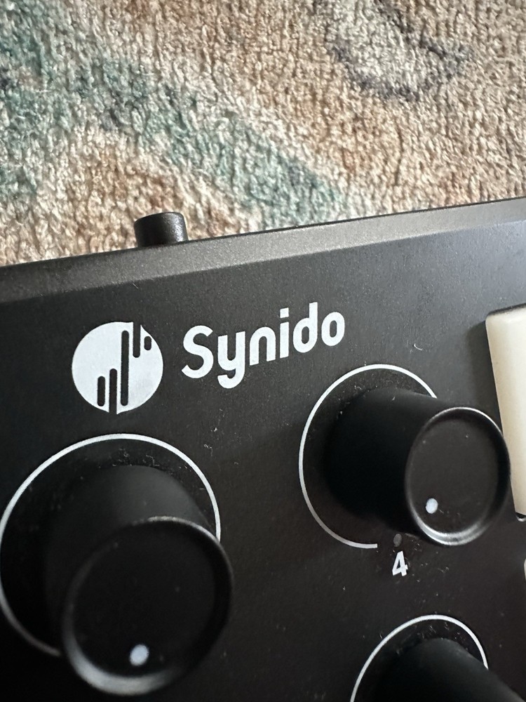 Synido TempoPAD USB Pad Controller 16 Velocity-Sensitive Pads (New No Box)