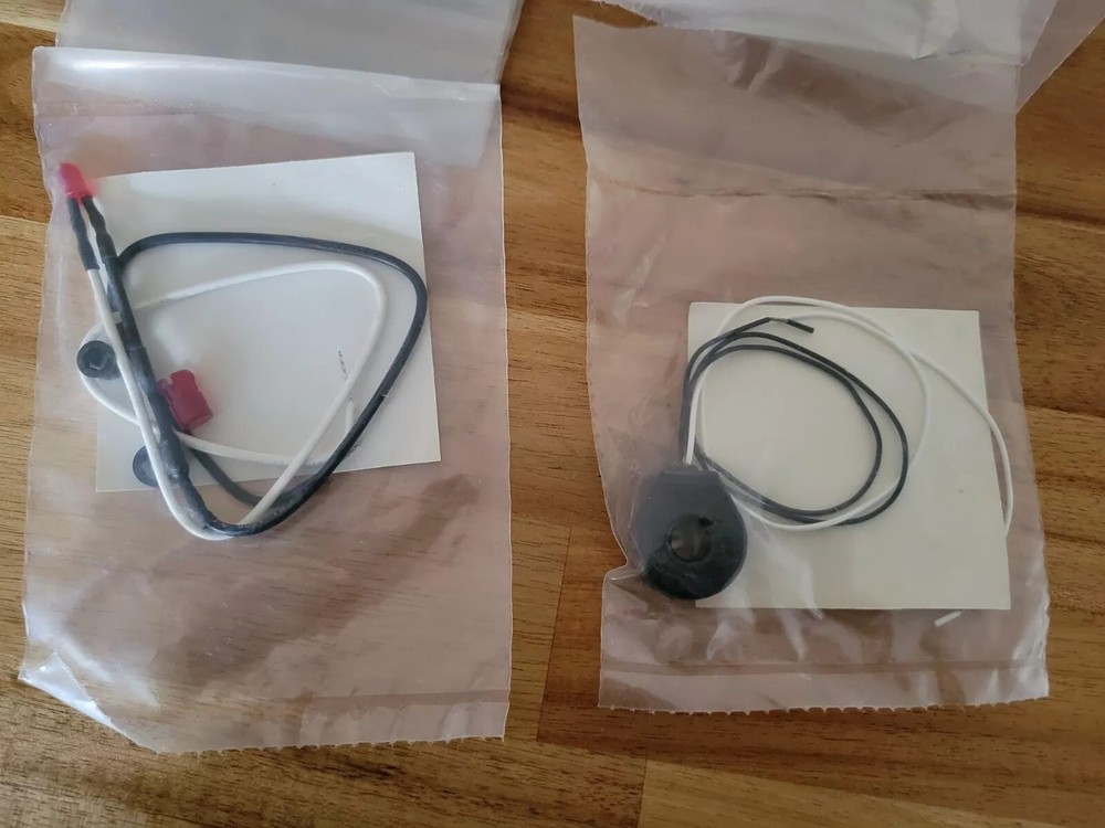 CR MAGNETICS Current Transformer Model & Press In Indicator PH-25