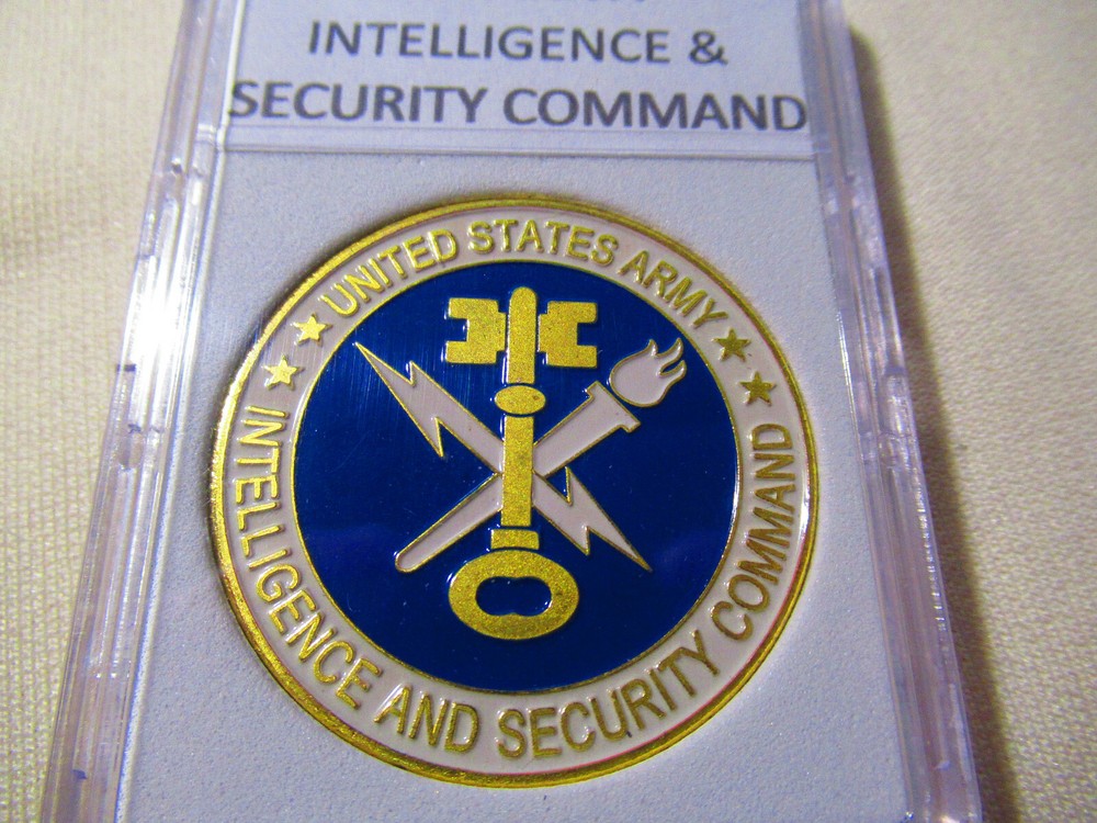 U S ARMY INTELLIGENCE & SECURITY COMMAND (INSCOM) Challenge Coin