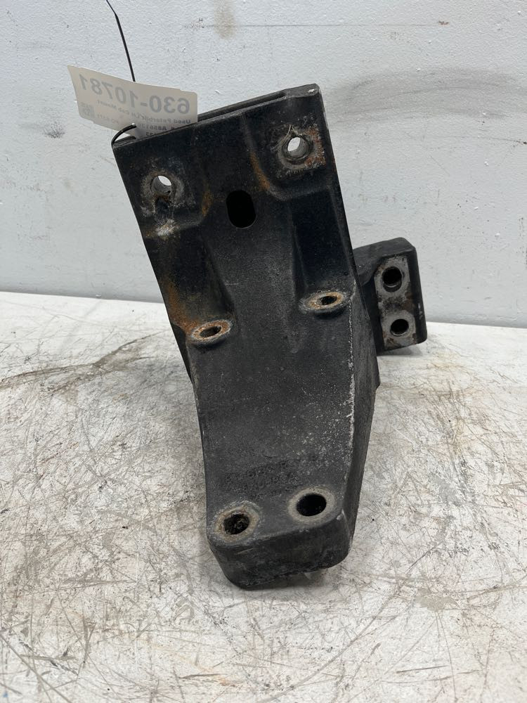 Peterbilt Cab Mount A856136 (630-10781)