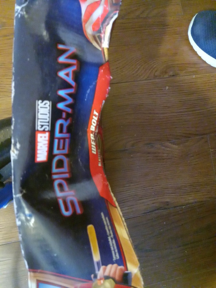 Nerf Spider Man Web Bolt Blaster Marvel New Severely Damaged Box