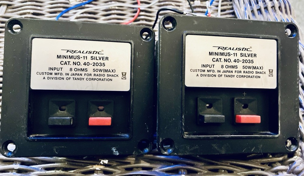 Realistic Minimus 11 Crossover And Speaker Connection