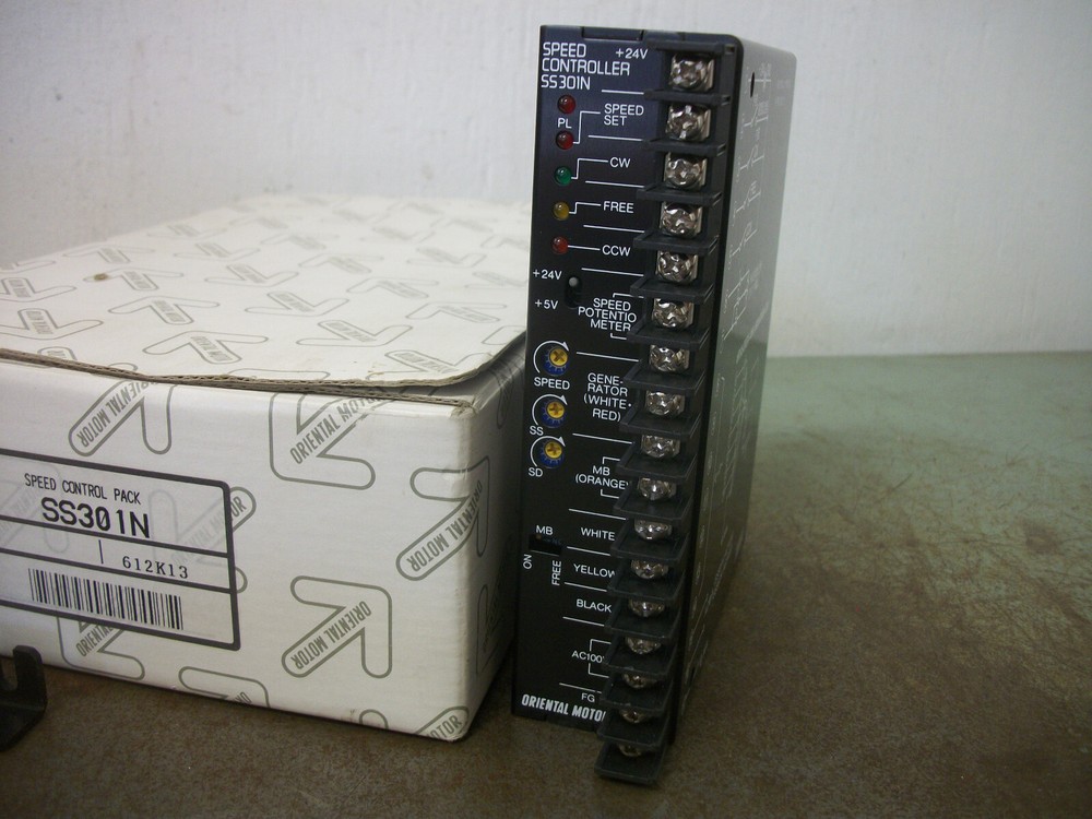 ORIENTAL MOTOR SPEED CONTROLLER SS301N NIB