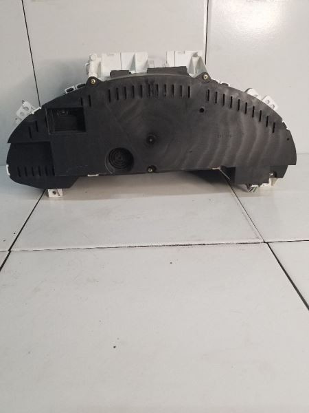 Speedometer Cluster MPH Without Navigation Display Fits 2005 PACIFICA 279449 OEM