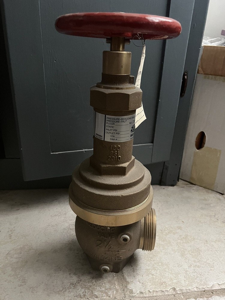Zurn Wilkins Z3000 2-1/2" pressure reducing valve Angle Body