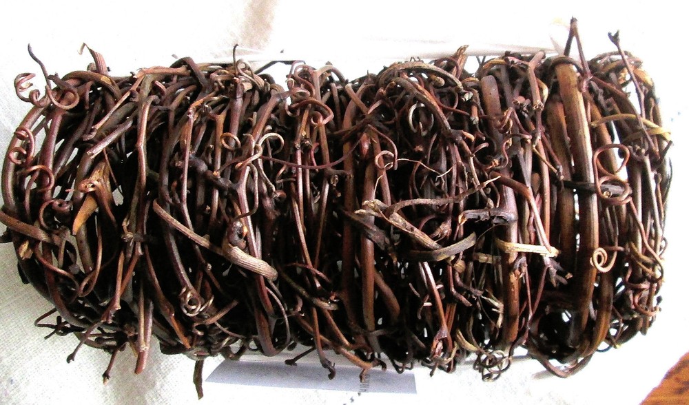 WANG'S 3" VINE WREATH (12) TWELVE IN PACKAGE