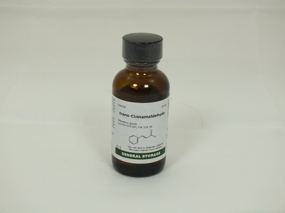 trans-Cinnamaldehyde, laboratory grade, 25 ml