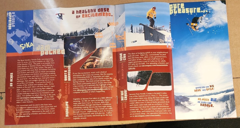 2003/04 STEVENS PASS SKI AREA 8P BROCHURE WASHINGTON. MINT