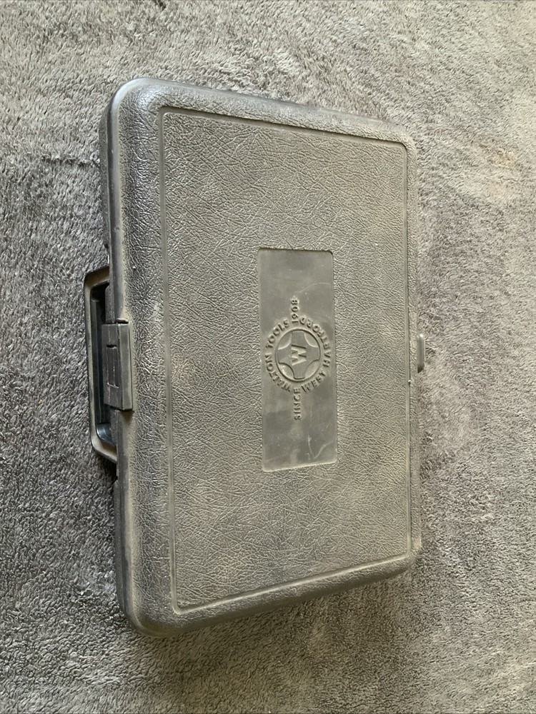 Walton Stud And Screw Extractor Set, Missing Small One..,,,see Pics…9pc