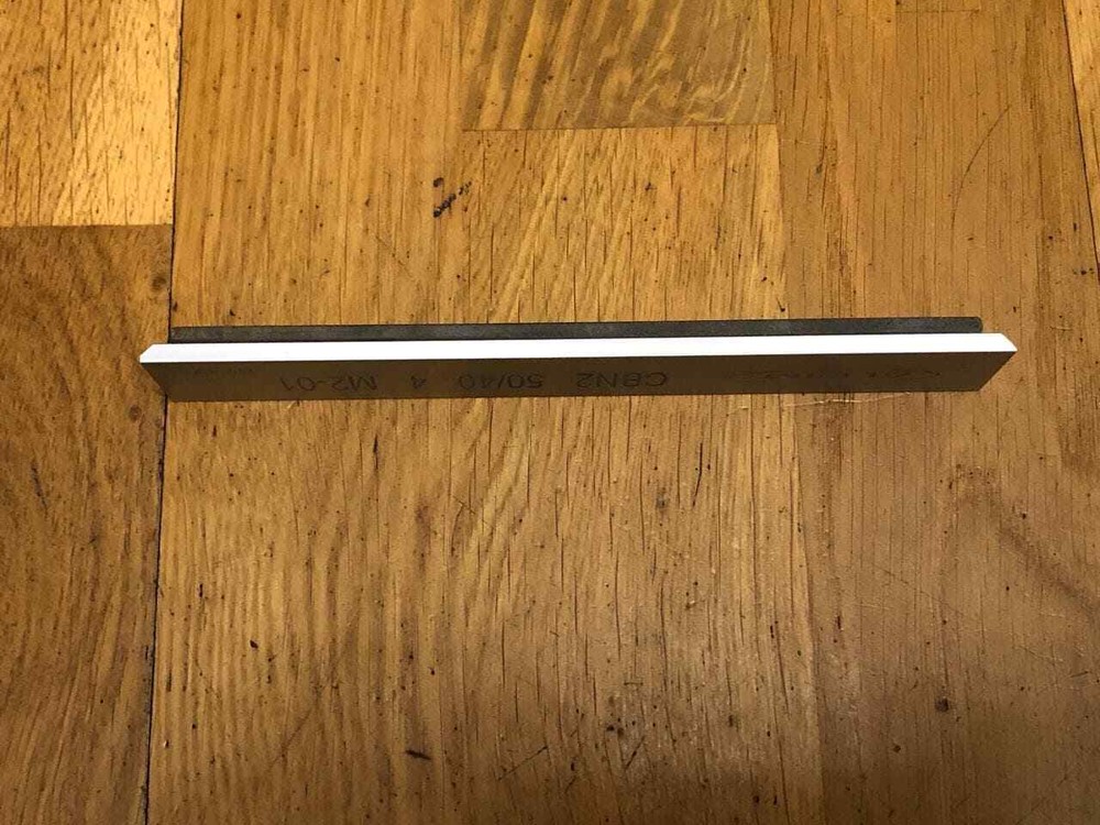 Elbor bar for sharpening 320 grit.