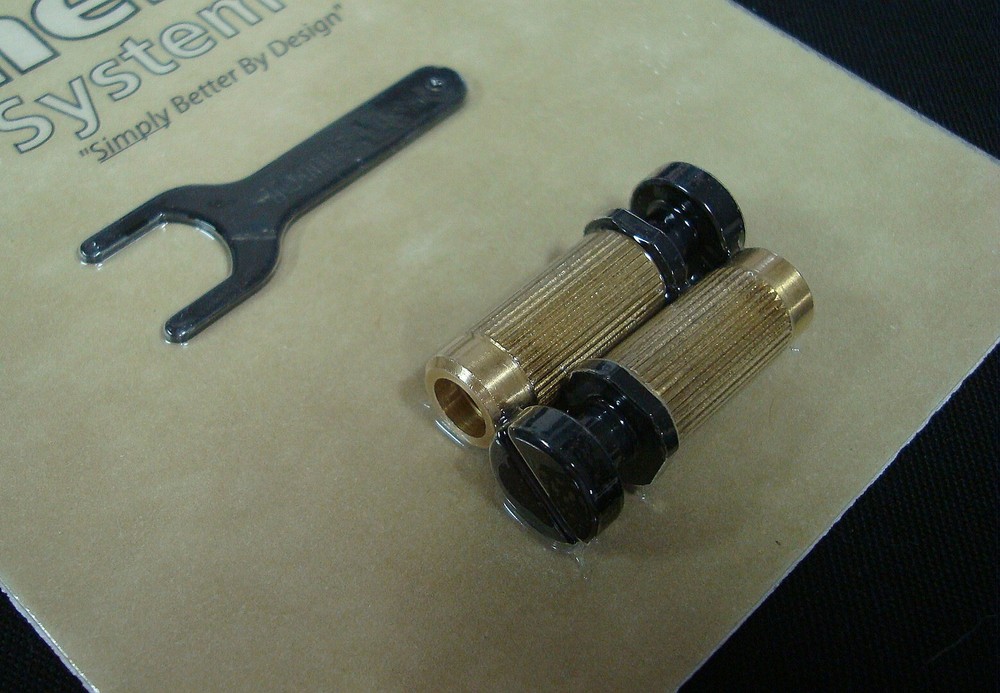 SM1-B TonePros Metric Locking Studs, Black Finish