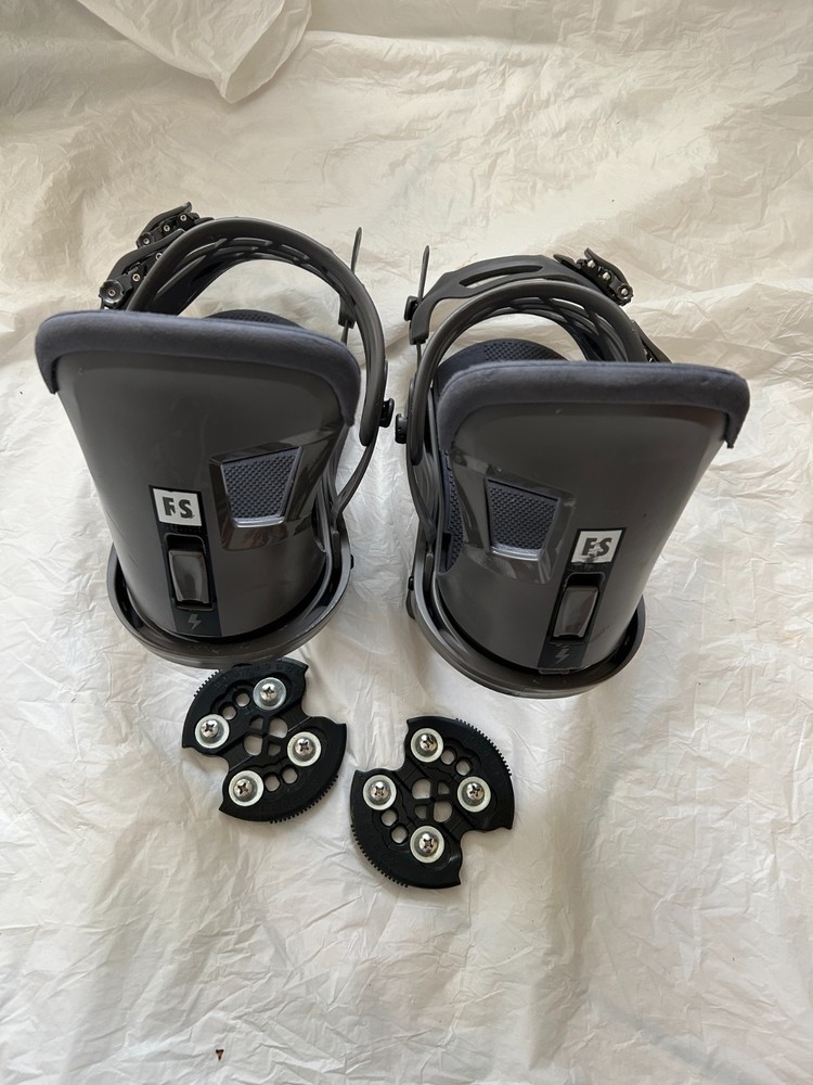 Burton Freestyle (FS) snowboard bindings – size Medium