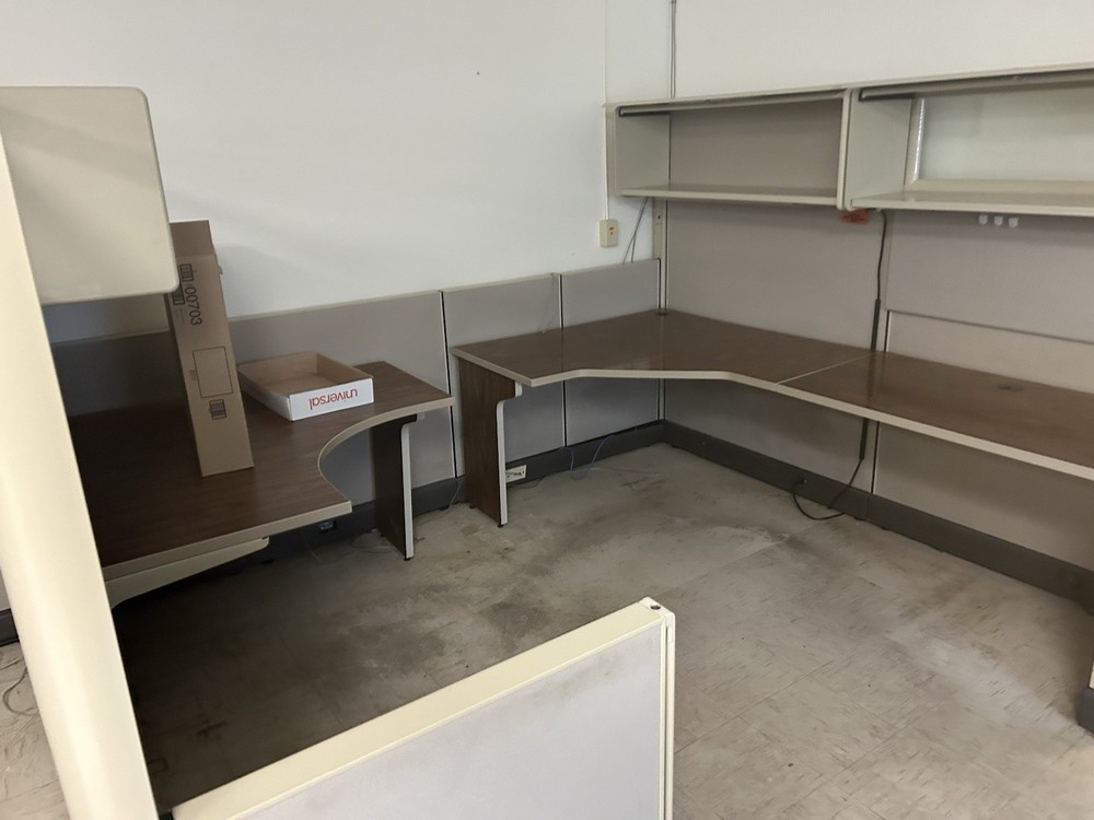 (12) Herman Miller Office Cubicles Workstations