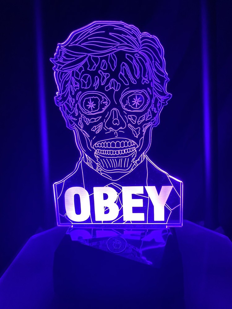 Alien They Live Scifi Light