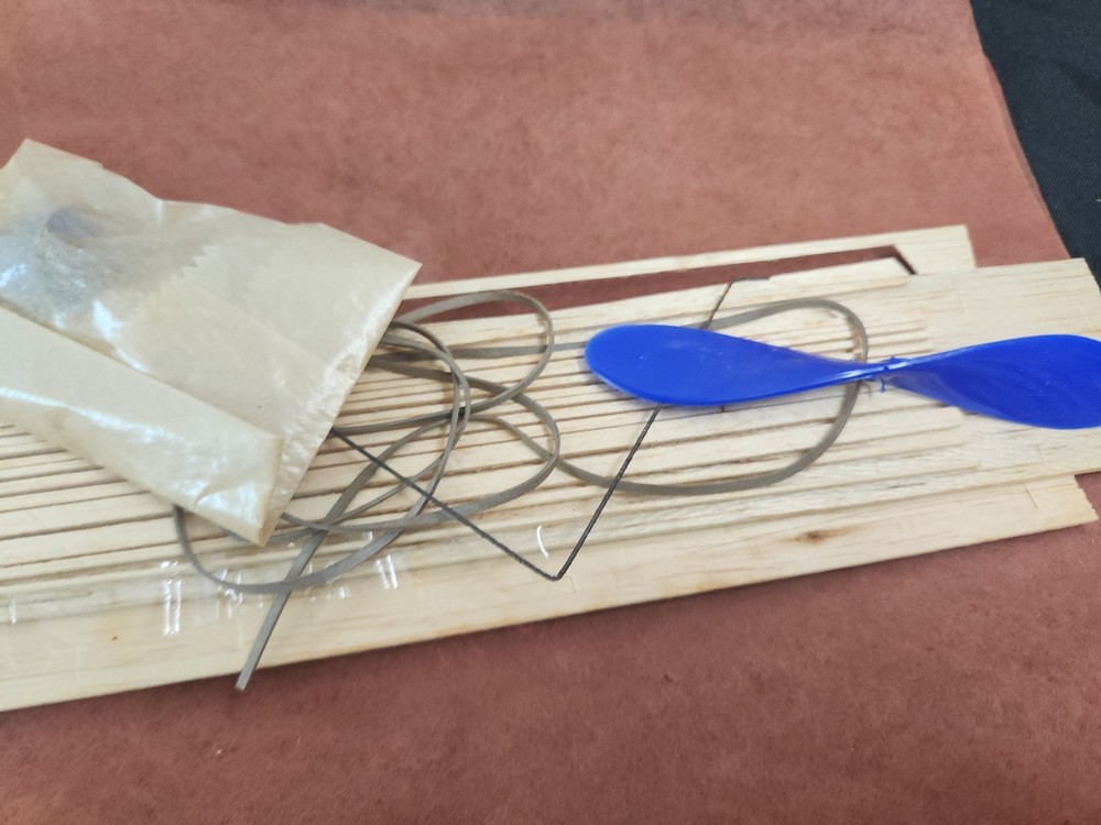 Vintage Berkeley balsa model airplane kit Mighty Midgets Payloader