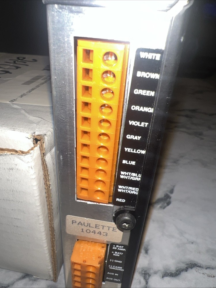 330102 SignalMaster Directional Warning Light, Full-Featured Controller Smc1