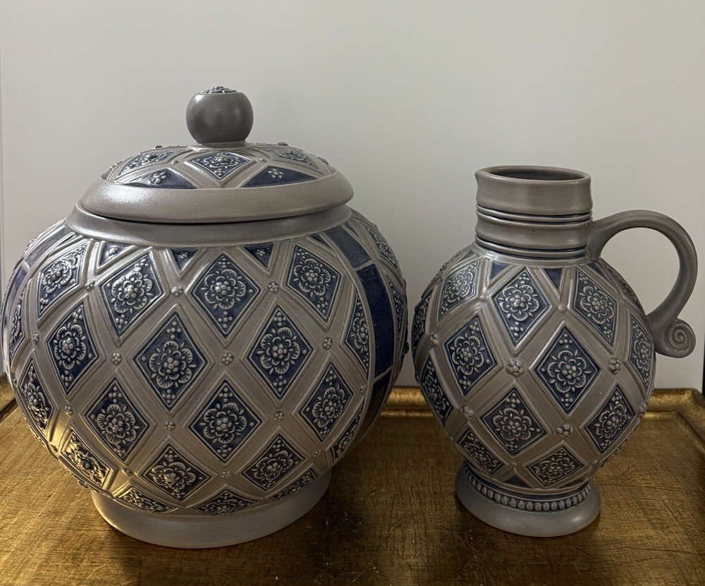 Gerz Germany ( Tureen & Pitcher )