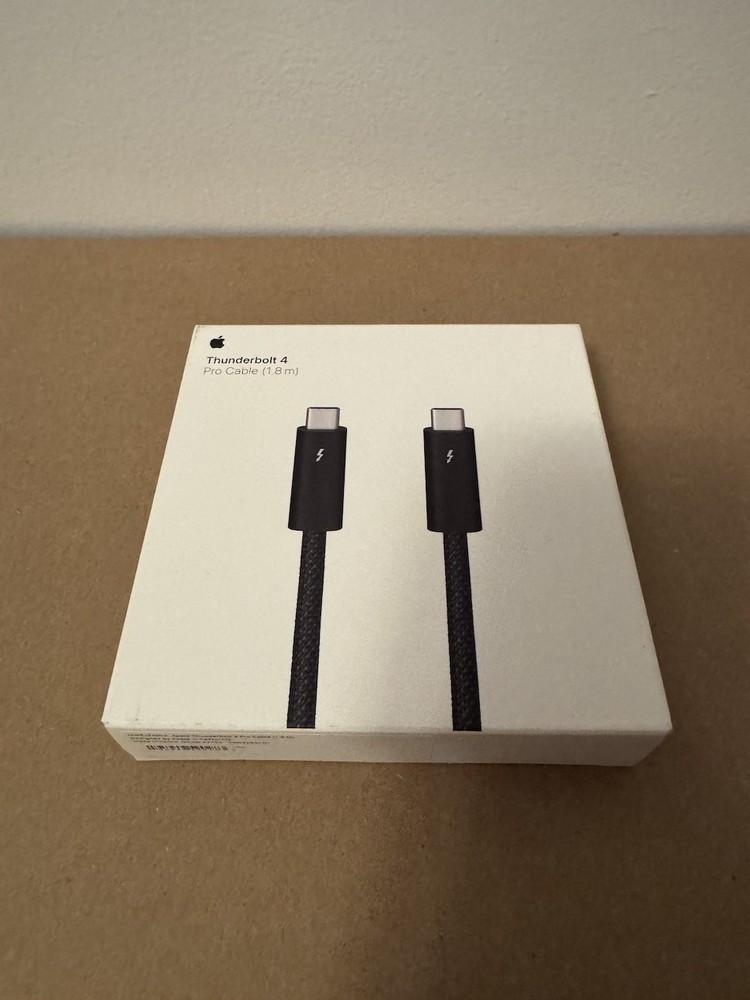 Apple Thunderbolt 4 (USB‑C) Pro Cable (1.8 m) MW5J3AM/A