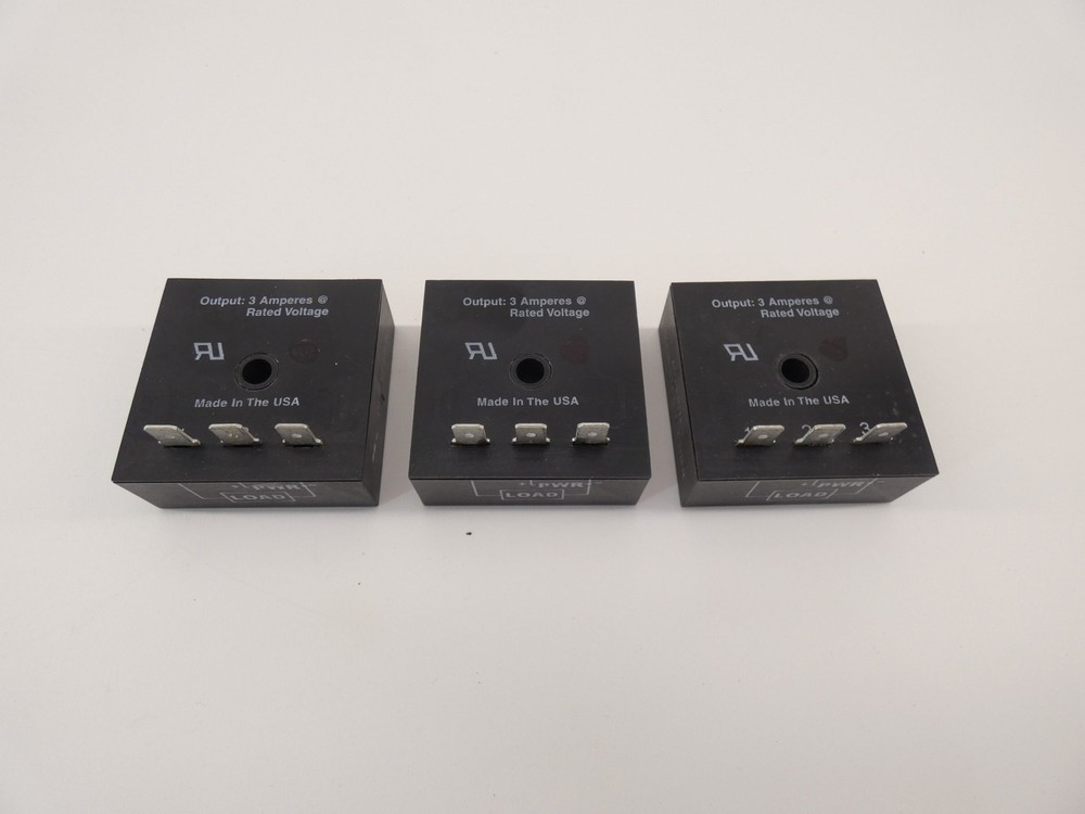 *Lot of 3* Amperite DFS152-60 DFS Series Solid State Flasher - NEW Surplus!