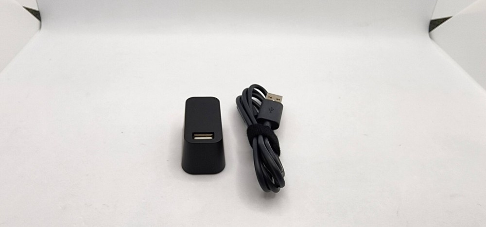 Genuine HTC USB Hub ONLY - NO USB Dongle - for Vive Tracker / Controllers Index