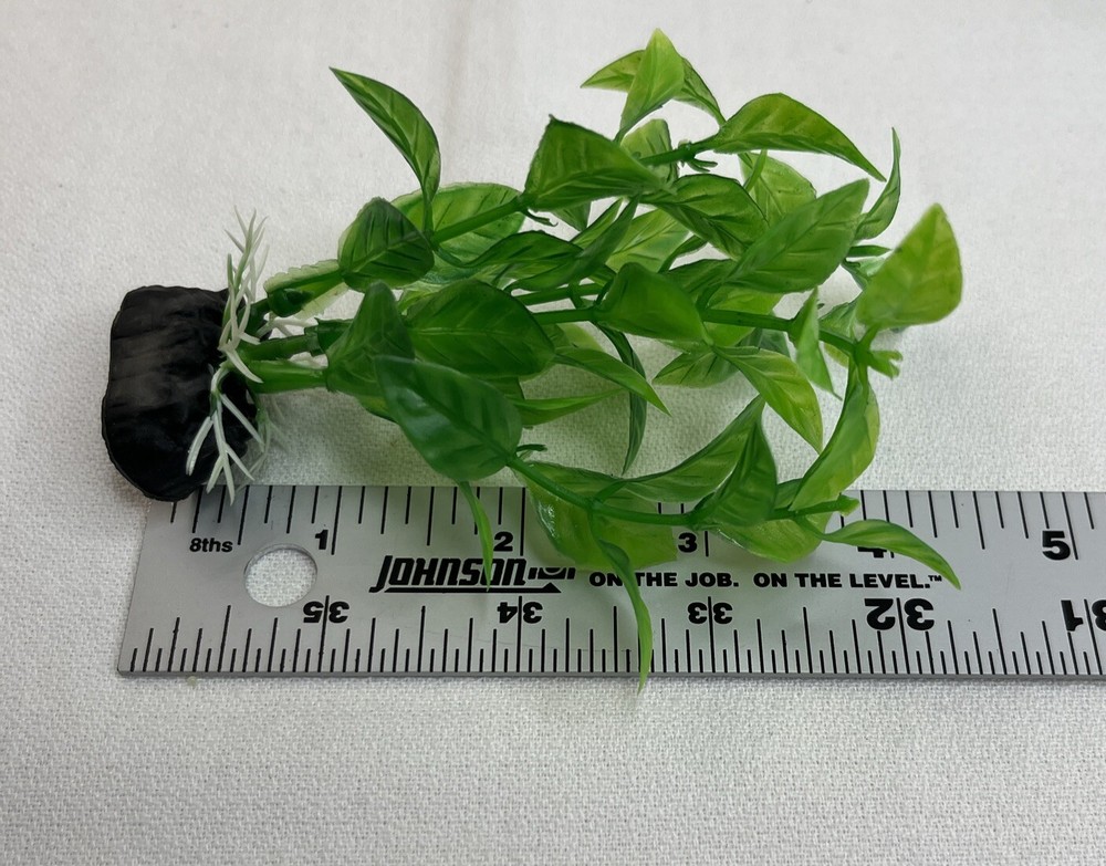 2 PC Xunyee Plastic Aquarium Plants