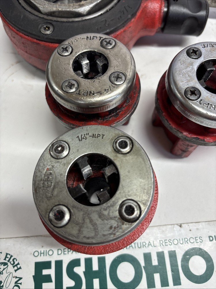 REED PIPE THREADER HEAD, DIES AND HANDLE