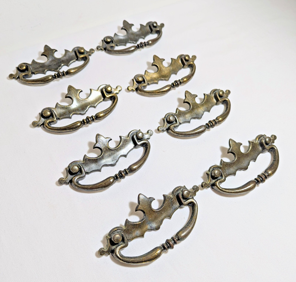 8 Vintage Batwing Fixed Bail Drawer Pulls 3"Mount Canada CH1612 Chippendale EUC