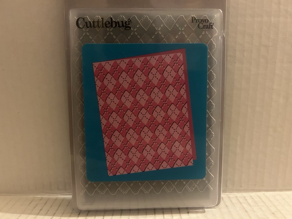 Provo Craft Cuttlebug Spots & Dots (1 embossing Folder) + Argyle (1 Folder)