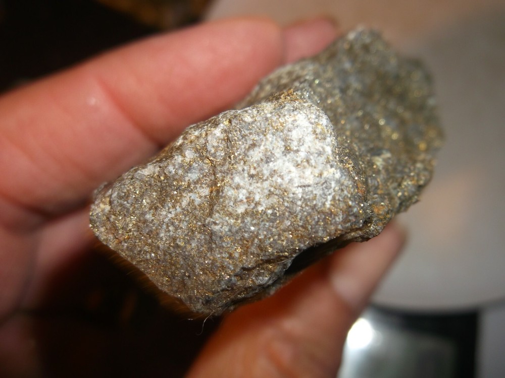 Gold, silver, copper, 230 grams samples ,ore high grade .