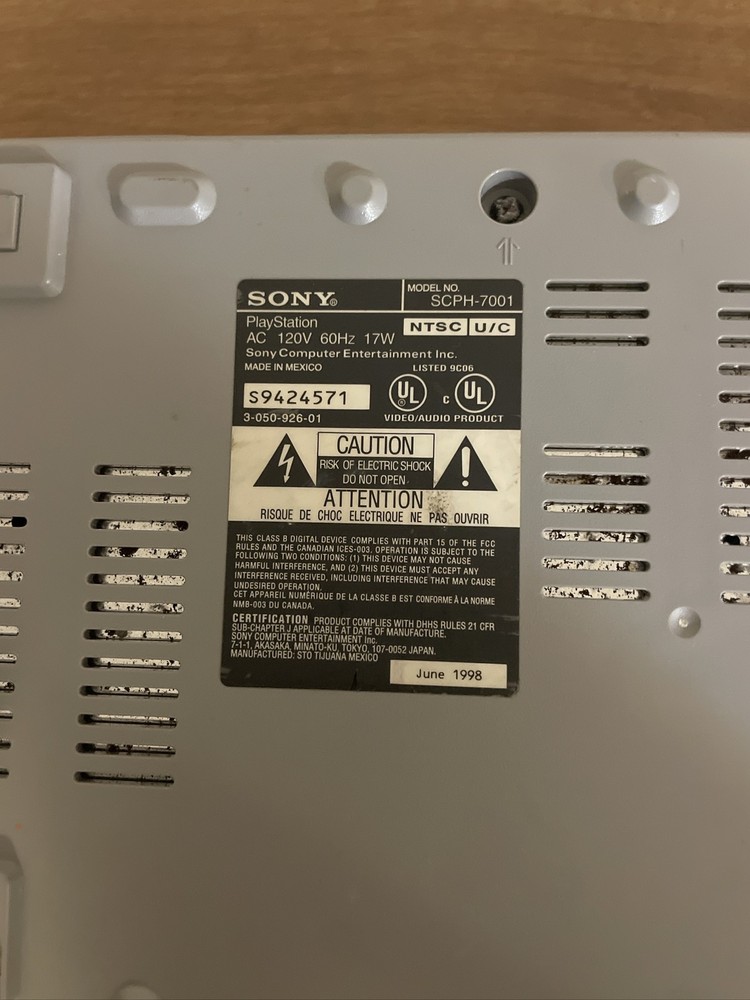 Sony PS1 Console Bundle Controller Cables 2 Games