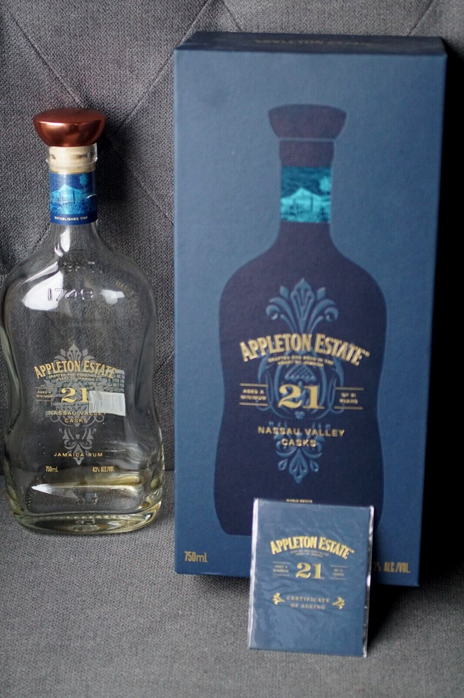 Appleton Estate 21 Nassau Valley Casks Empty Bottle/Display Box