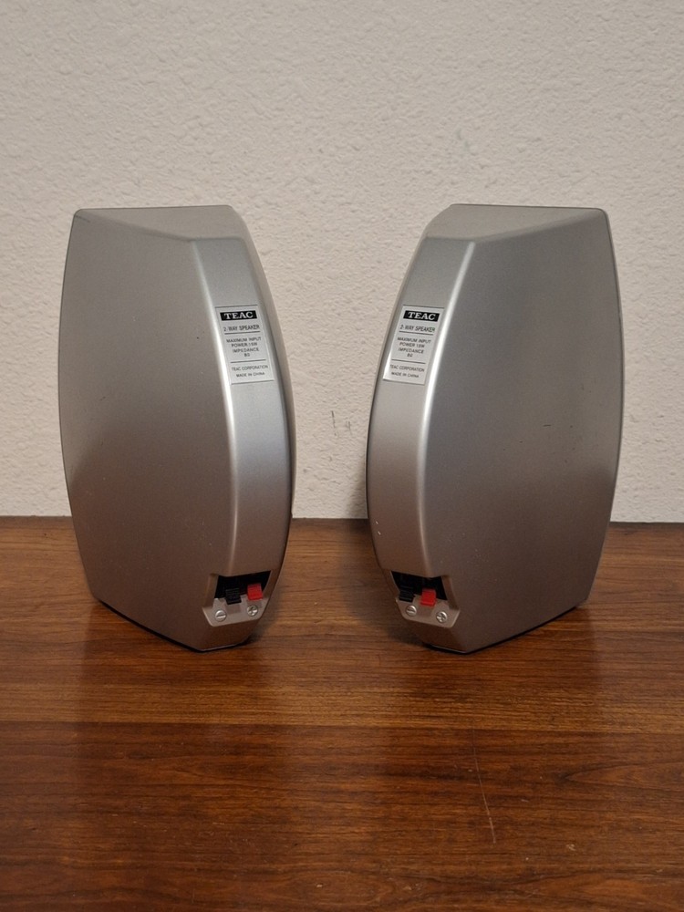 TEAC Two Way Speakers. TESTED. WORKS.
