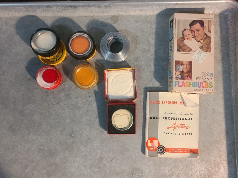 CLARUS MS-35 35MM CAMERA WITH MANY EXTRAS