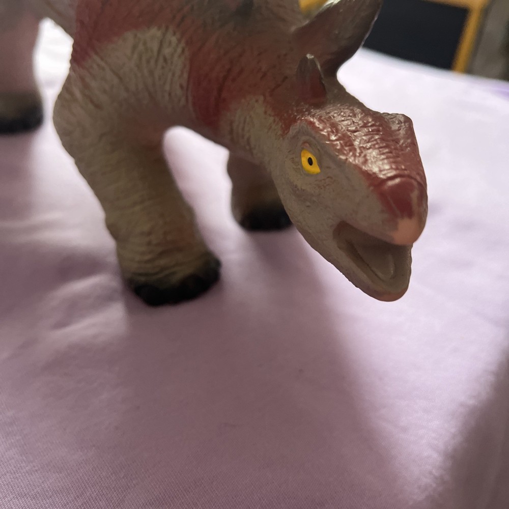 Realistic VTG Stegosaurus 2011 Dinosaur