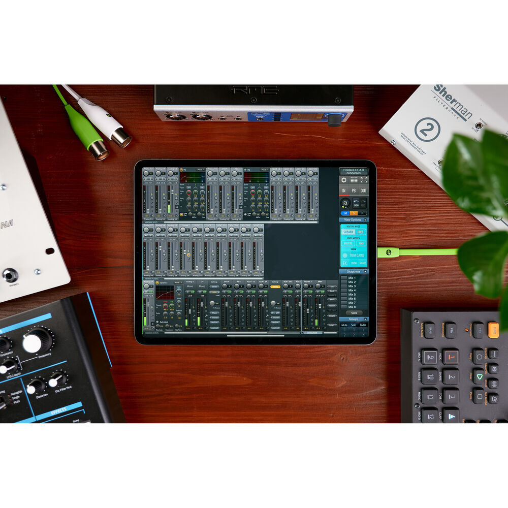 RME Fireface UCX II Desktop 20x20 USB Audio/MIDI Interface