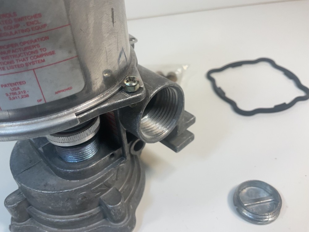 ASCO Tri Point SE21D Pressure Switch