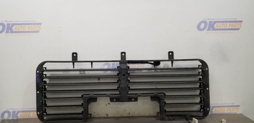 18 GMC SIERRA DENALI 1500 6.2L FRONT AIR SHUTTER