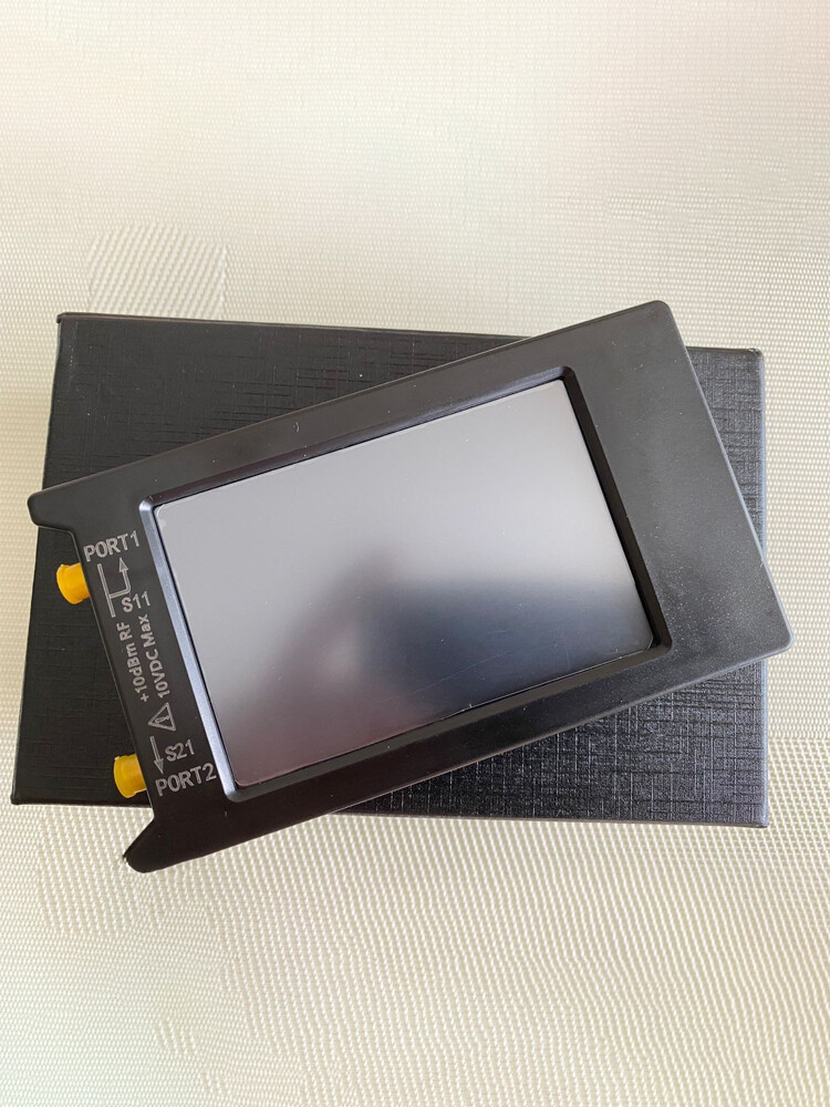 LiteVNA-64 VNA 50KHz-6.3GHz Analyzer Vector Network Analyzer Antenna Analyzer 4"