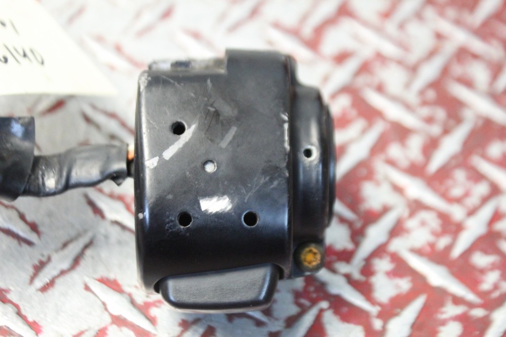 2010 HARLEY ELECTRA GLIDE OEM LEFT CONTROL SWITCH SEE DESC 2008 - 2013 EG140