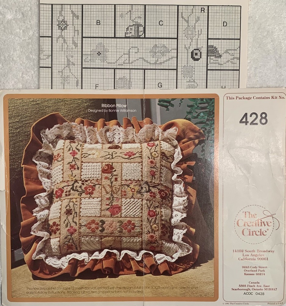 Needlepoint Ribbon Pillow Pattern Vintage Creative Circle #428
