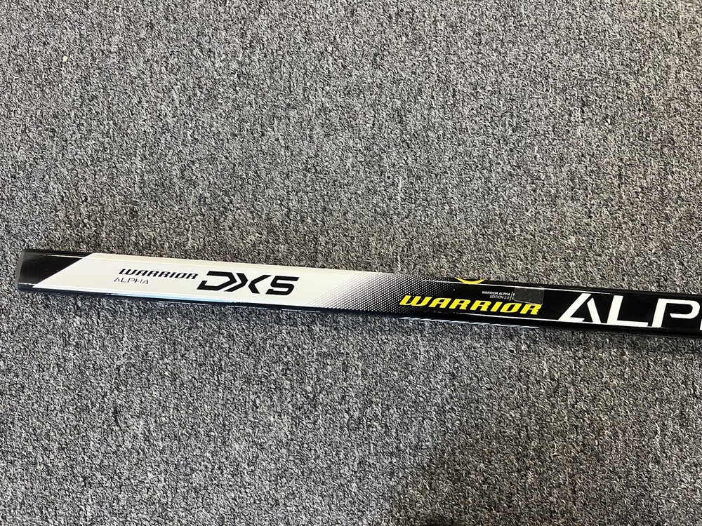 Alpha DX5 Intermediate Composite Hockey Stick 55 Flex