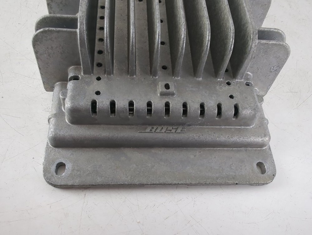 Audi A4 S4 Quattro 2004-2008 In-boot Speaker Unit & Amp 8E5035223C